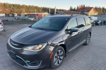 2017 Chrysler Pacifica PLATINUM - w POLSCE po opłatach i akcyzie FV