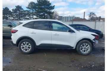 Pali,4x4 benzyna automat  KUPIONY w transporcie do Polski
