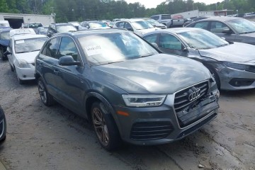 2018 AUDI Q3 2.0T - Kupiony w transporcie do Polski