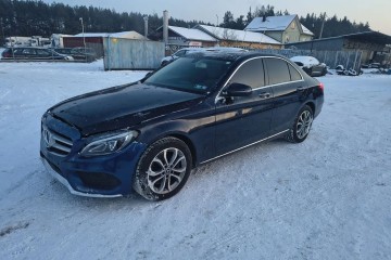 2018 Mercedes-Benz C300 4Matic - w Polsce po opłatach i akcyzie